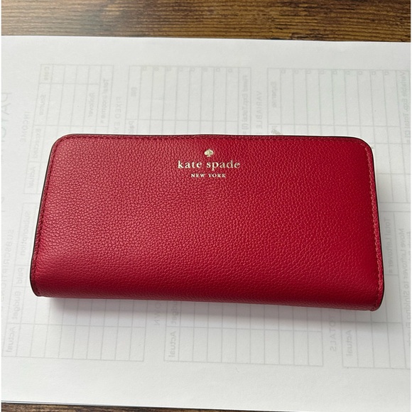 Kate Spade New York Wallet - Picture 1 of 5